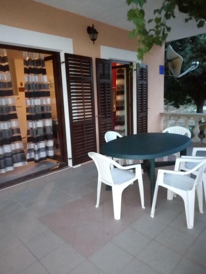 Apartman Bruna Šibenik Buitenkant foto